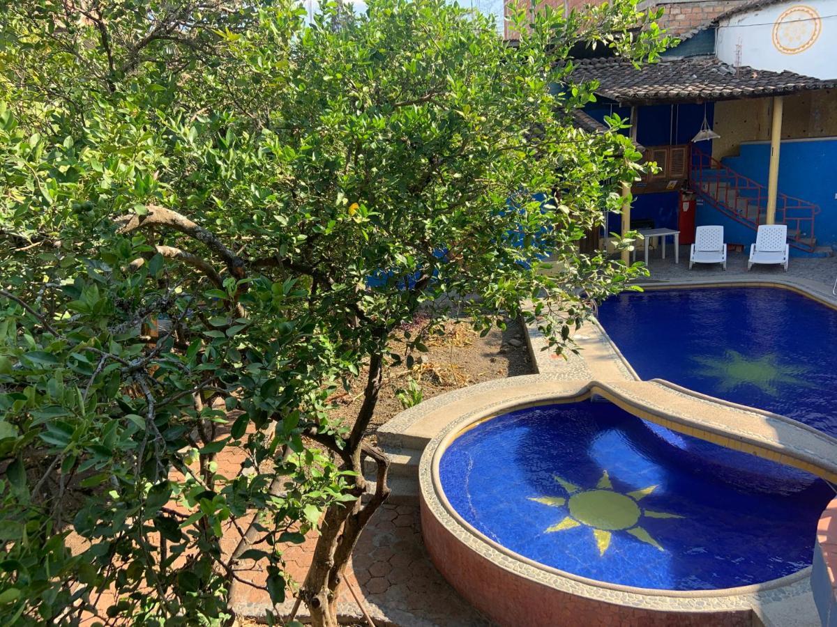 Hostal Jardin Escondido Вилькабамба Экстерьер фото